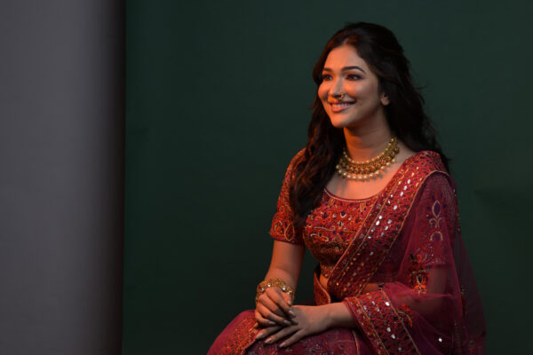 Actress Ridhima Pandit looks jaw drop gorgeous in wedding outfits designed by Label Arshi Singhal