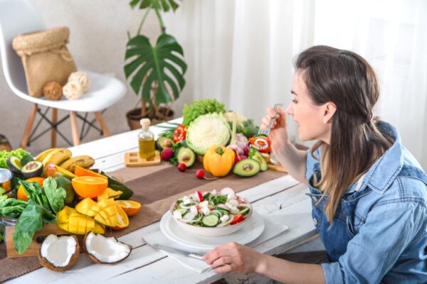 Spring Clean Your Diet: Tips for Healthy Eating as Seasons Change