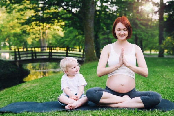 Benefits of yoga for new mothers in the postpartum period